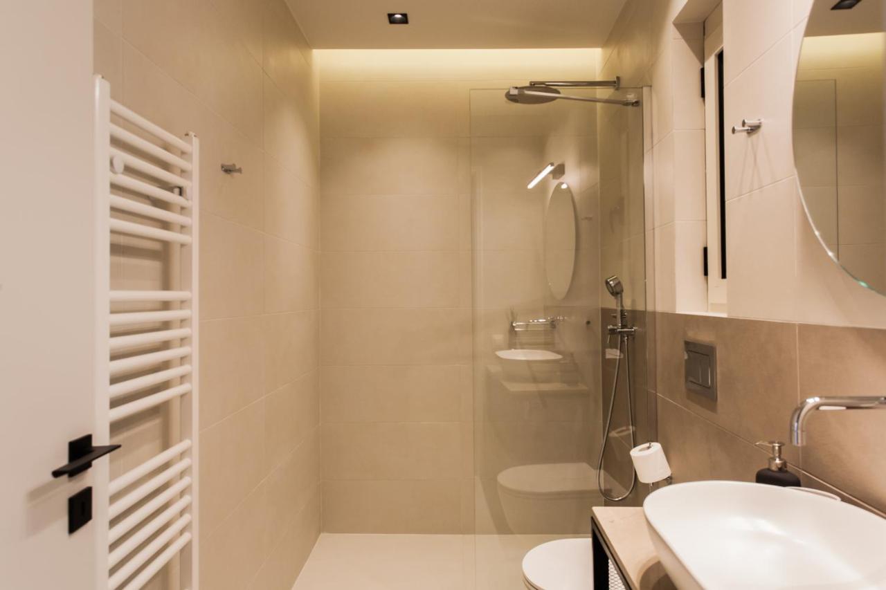 Marvelous 2Br Apartments With Balcony By Upstreet Athens Exterior photo